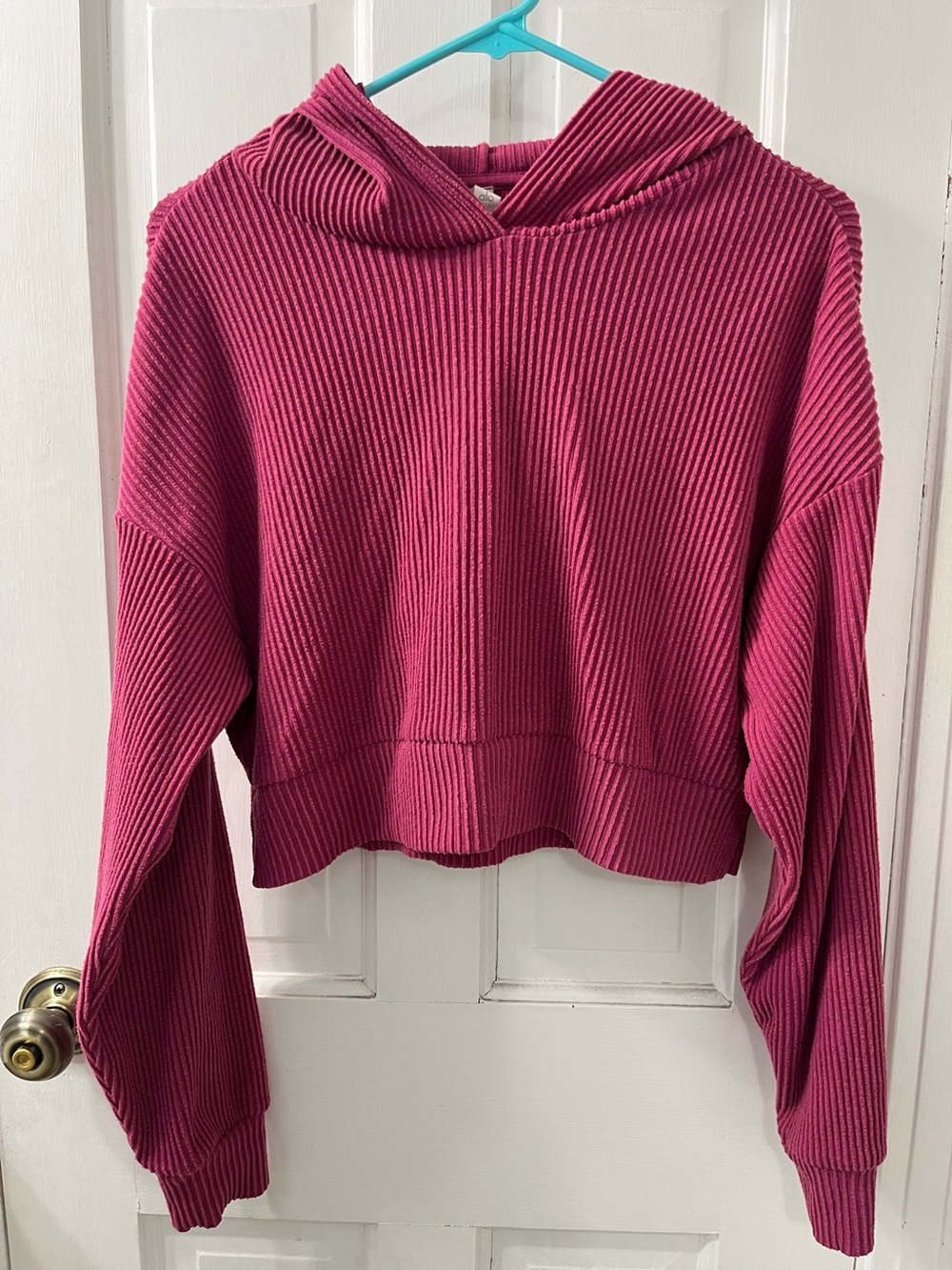 ALO Yoga Muse Hoodie in Ribbed Raspberry Sorbet Pink Color. Size XS